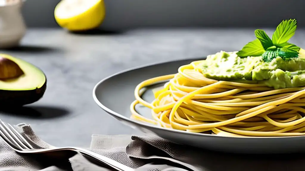 Starveg Menu Vegano Pasqua 2023 - Spaghetti crema di Avocado e Limone